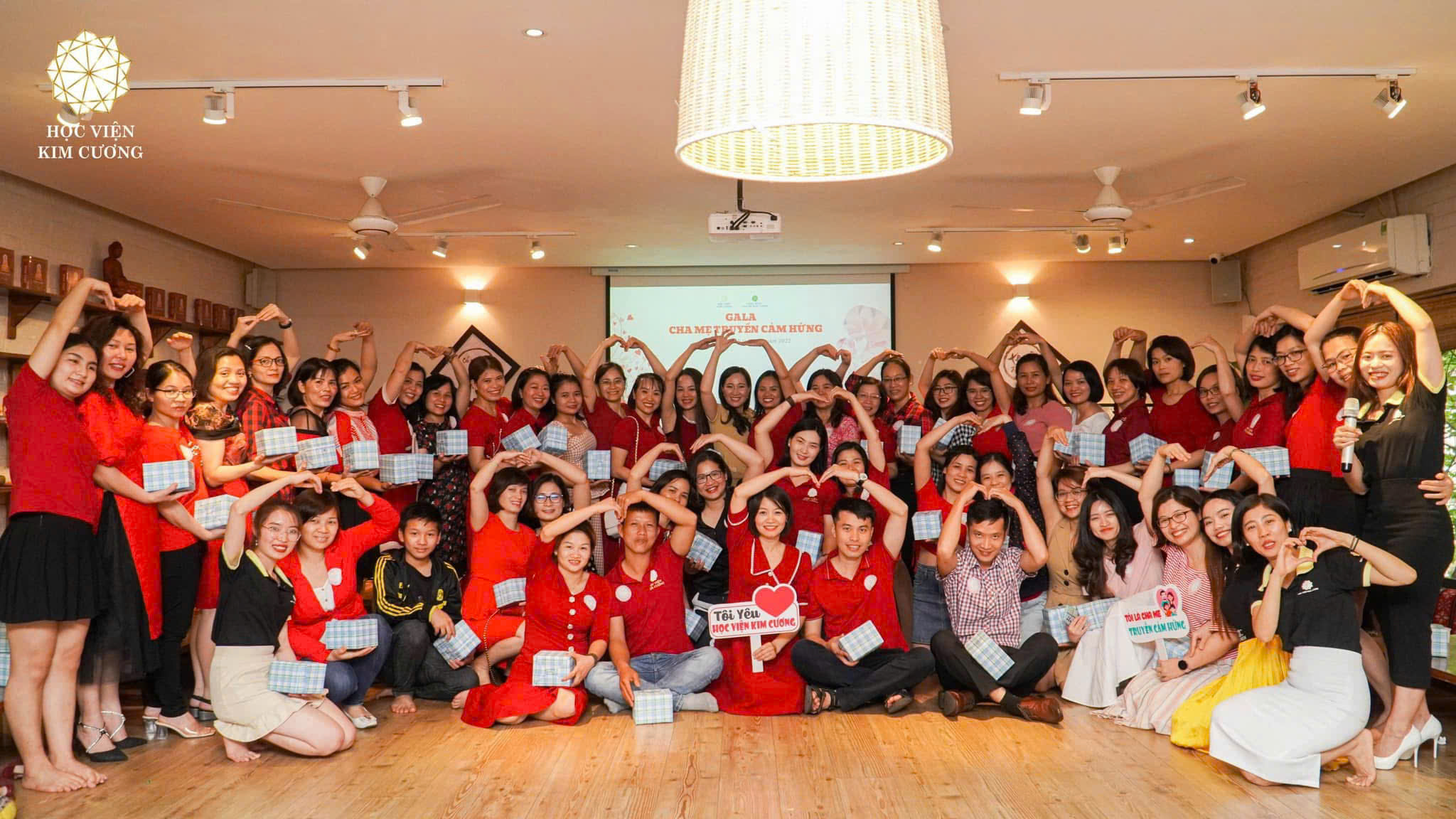 Lớp học tại học viện