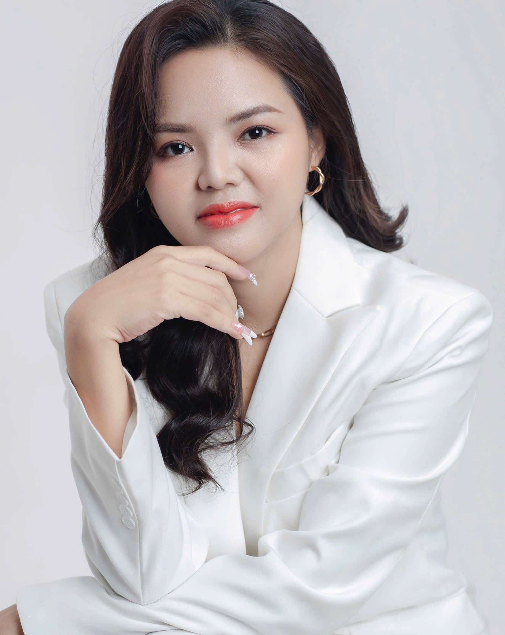 Chuyên gia Lê Minh